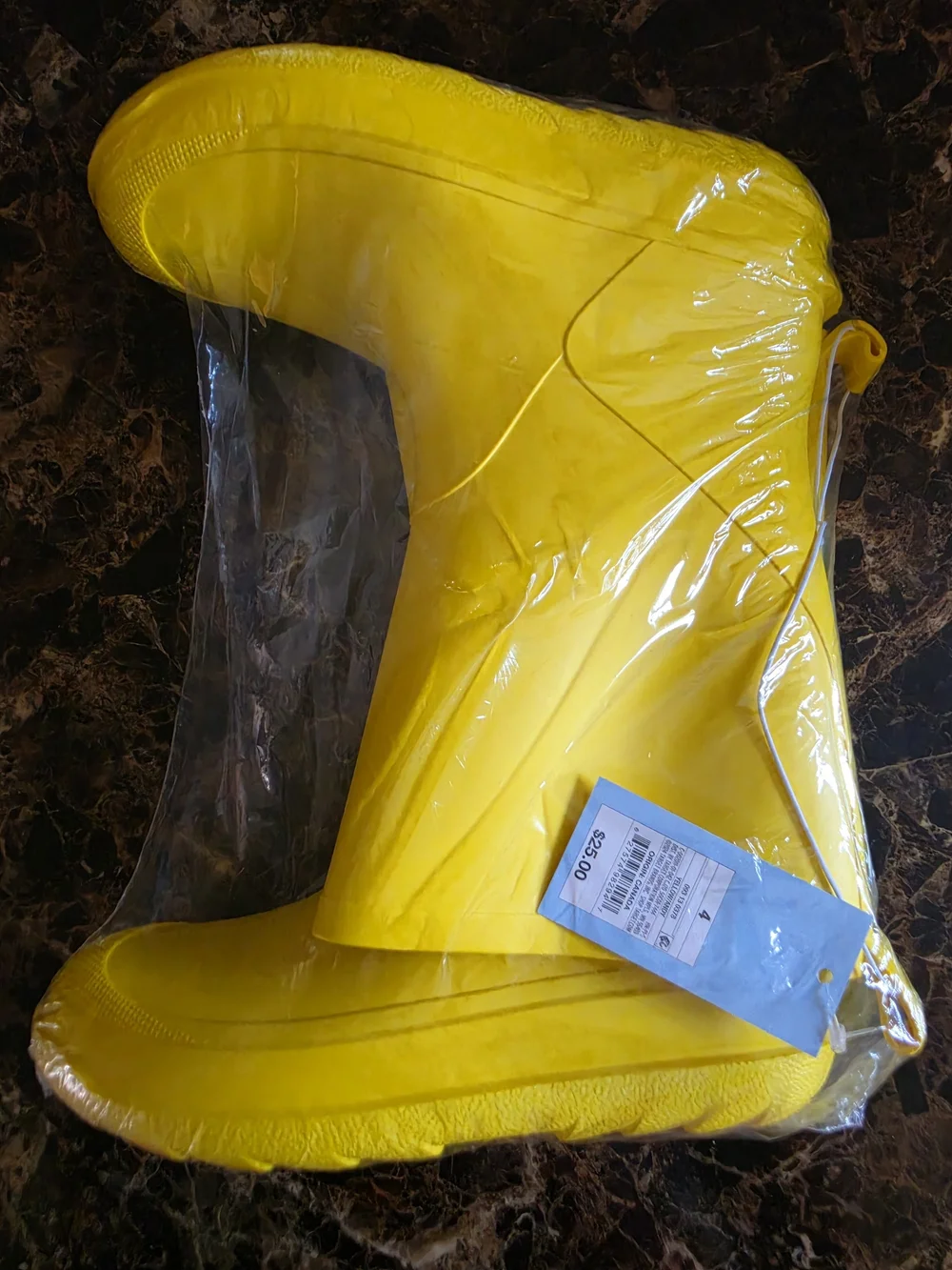 NWT Cat & Jack Yellow Kids Waterproof Rain Boots (Size: 4Y)